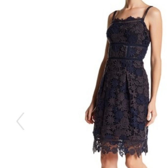 {Elie Tahari} Aimee Crochet Dress Size 2 - Picture 7 of 7